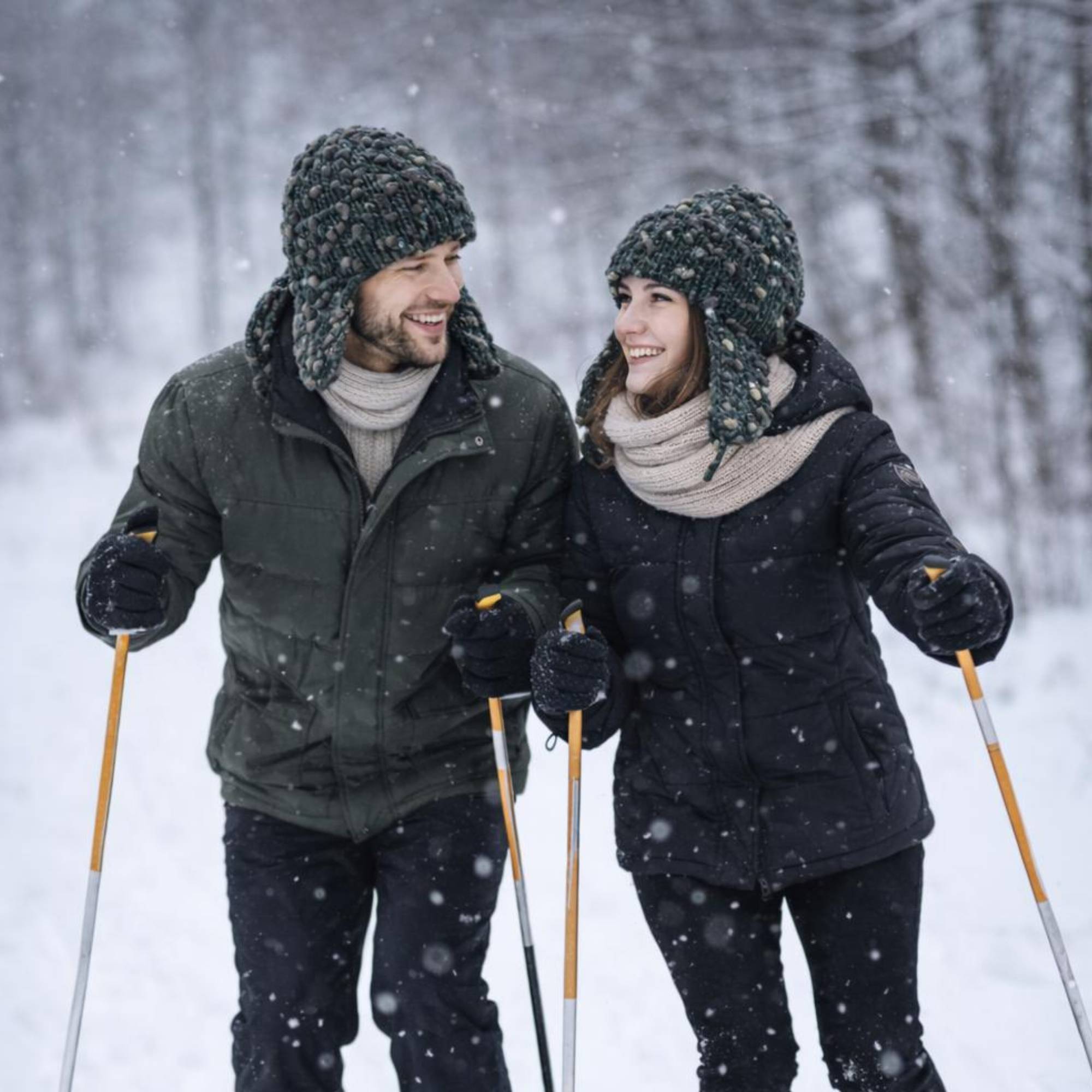 Парні шапки вушанки Family Look для неї та для нього, ручна робота PRIGRIZ — подарунок до дня закоханих