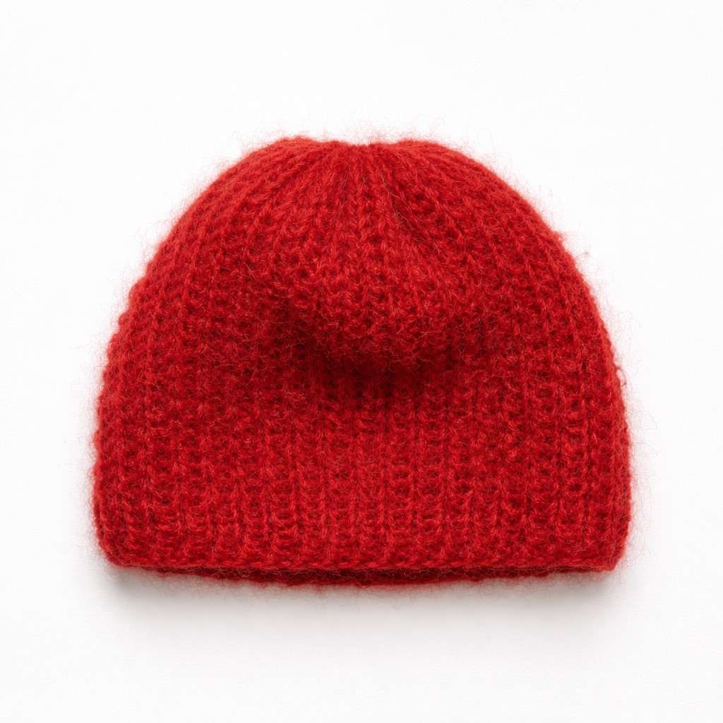 В'язана жіноча шапка червона, пухнаста, зимова, ручної роботи від PRIGRIZ, 50-58 см - Зображення 2